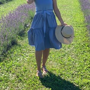 Meet your Posher, Renella